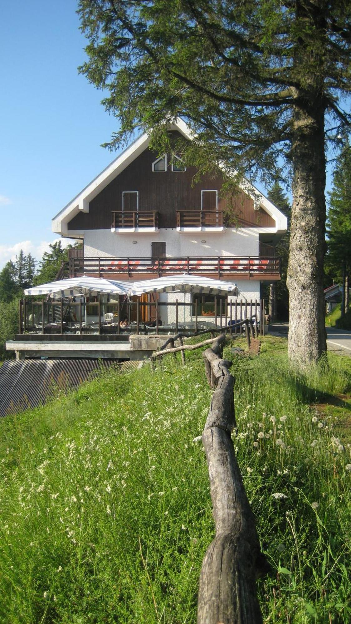 Albergo Casa Della Neve Stresa Exterior foto